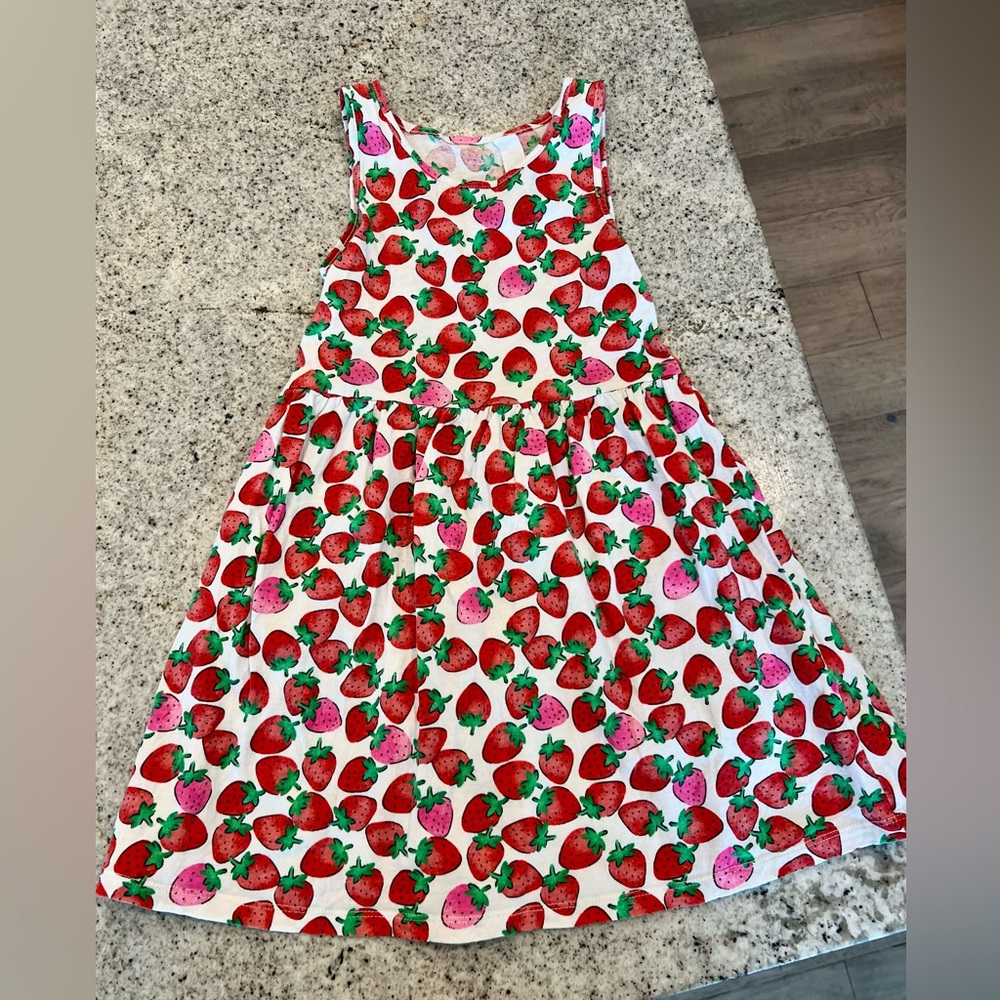 H&M dress strawberries little girl 5T-6